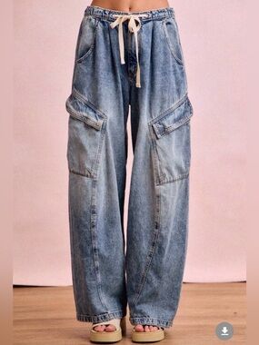 BiBi Light Blue Wide-Leg Cargo Jeans